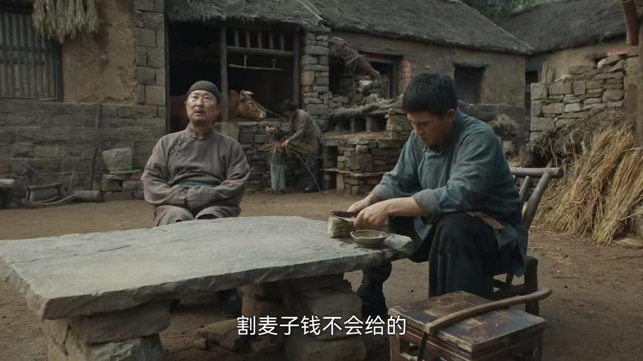 《生万物》中封二去世，确实让人难受！他努力了一辈子，就是想要给后人多留点地，