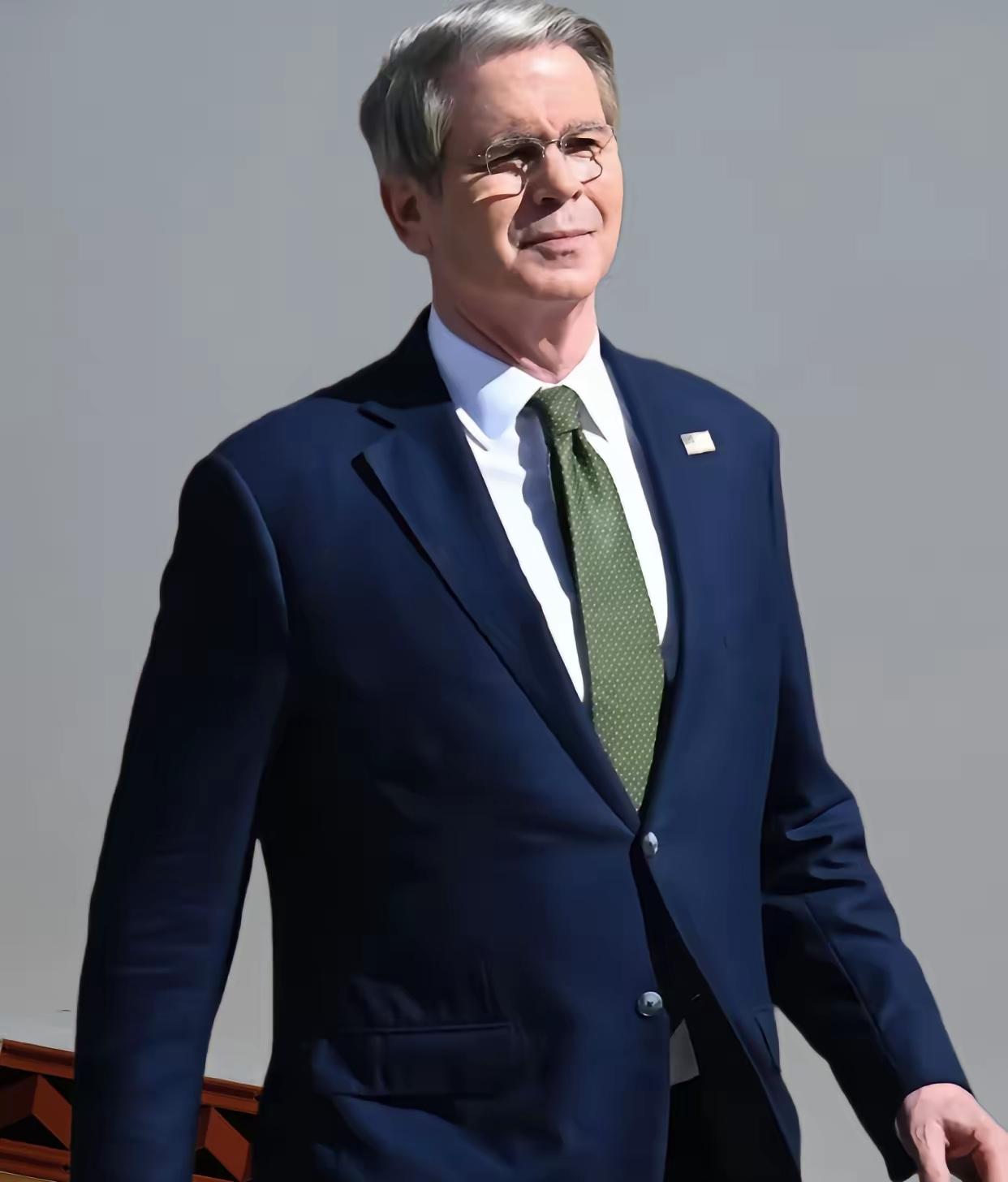 快报!快报美国财政部长正在气头上谁把耶伦气成这样?不是别人,就是她自己炒
