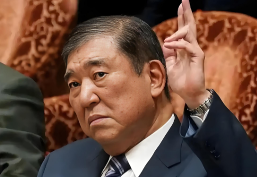 石破茂为什么辞职，一组数据告诉你真相。9月8日，日本的企业倒闭数量，8月份，