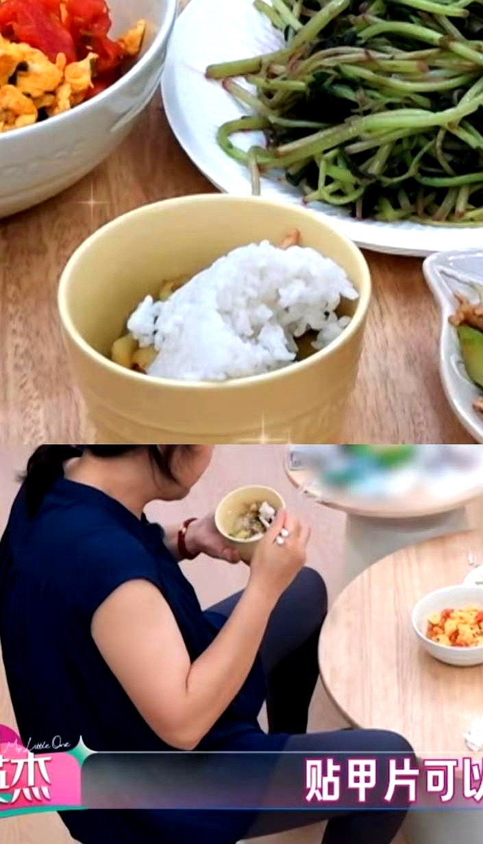 笑不活了，奥运冠军张家齐也有被老妈套路的一天。前几天，张家齐妈妈在做饭时，竟然偷偷把肉埋在自己饭底下