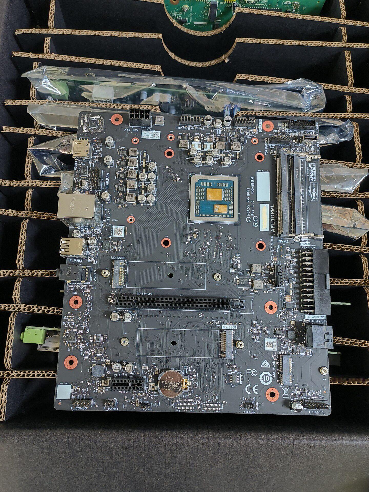 笔记本的低频率ddr5，12g通常400左右，24g900左右。12g