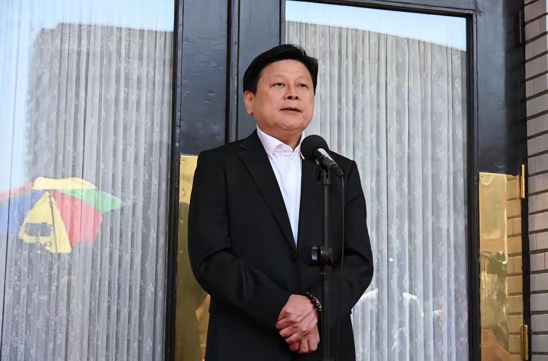 今天，针对蒋万安主张废除"监察院"，国民党团总召傅崐萁受访时则说，对于赖清德提出