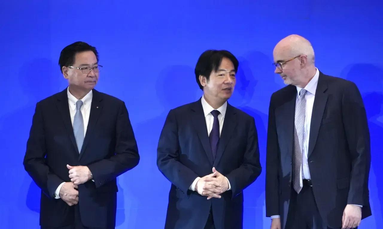 被大陆列入“台独”顽固分子清单的吴钊夑，是美国安插在赖清德身边的间谍，用来就近“