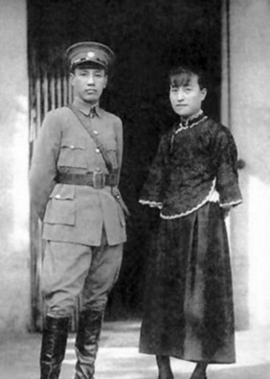 1971年，蒋介石前妻陈洁如在香港病逝，她在临终前曾留下一封遗书，虽然只有寥寥数