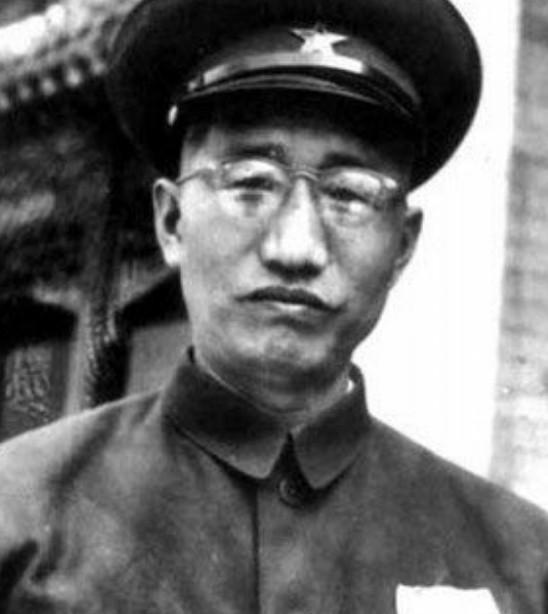 1968年，时任总参谋长的黄永胜责问徐向前元帅：“当年西征时，如果你没被俘，哪来