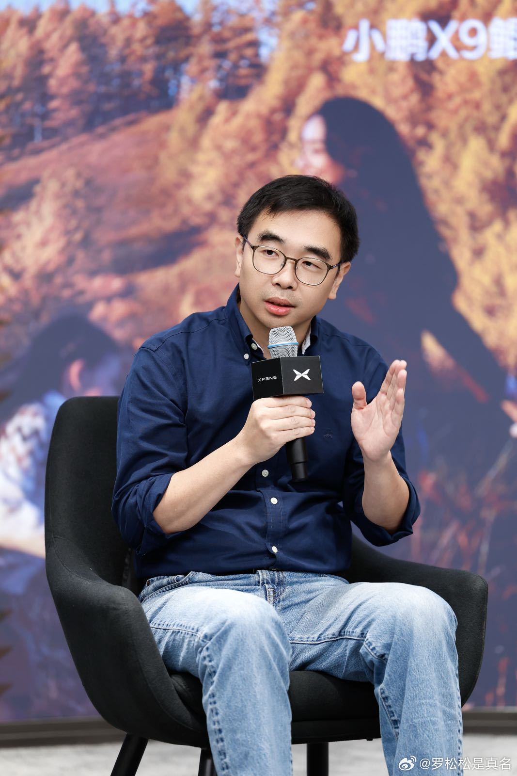 那天X9增程预售，我也问了两个跟渠道和平台相关的问题。1.如果未来P7等车型同