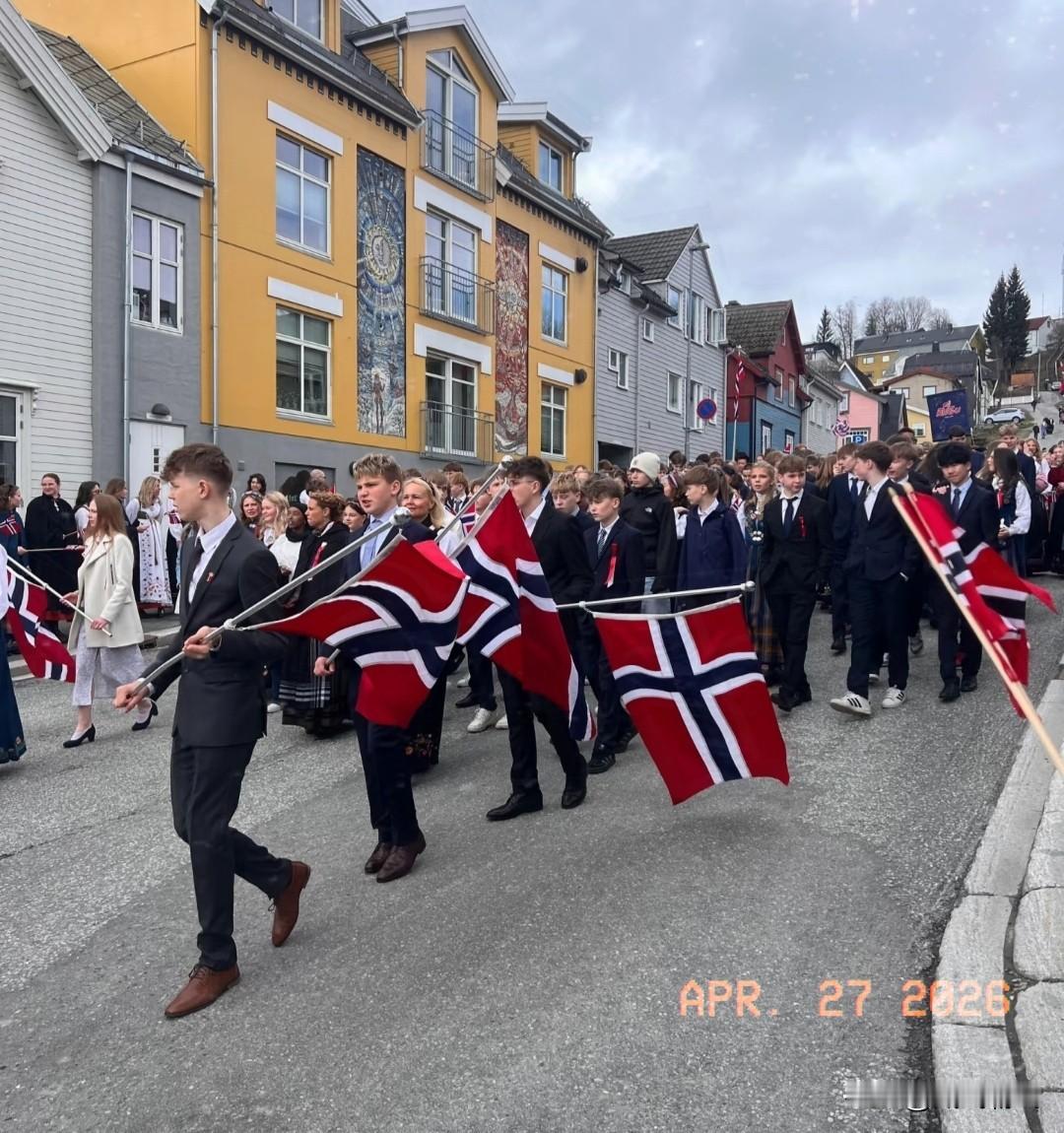 当地时间4月24日，挪威政府扔出了一颗重磅炸弹，直接震惊了全球的家长圈。挪威