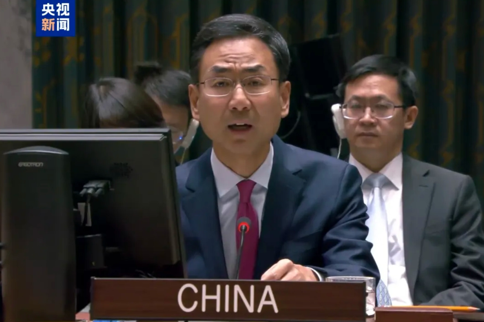 叙利亚把“东伊运”分子收编正规军，中国发出严正警告。安理会召开叙利亚化学武器问