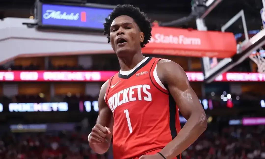 乌度卡在加时赛还剩6秒时叫暂停，可能做对了。火箭最后一攻成功率联盟倒数。数