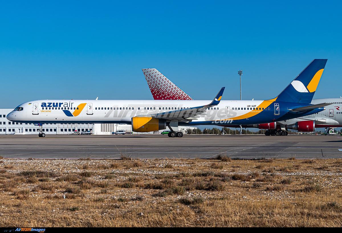 俄罗斯昨天单发迫降兰州的是757-200。。。这型号的飞机机龄20-30