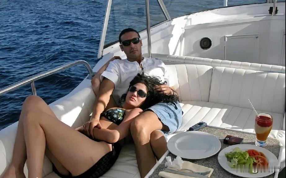 萨科齐要夹着尾巴跑了？利比亚船王汉尼拔在交完90万美金后，被黎巴嫩当局释放。