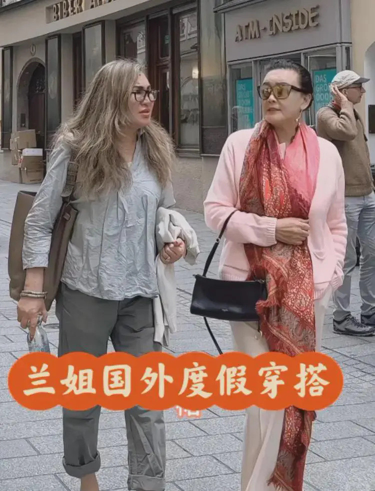 张兰遭围剿！被控伪造大S签名贷款4900万买房，本人回应！据悉张兰近期本在国外度