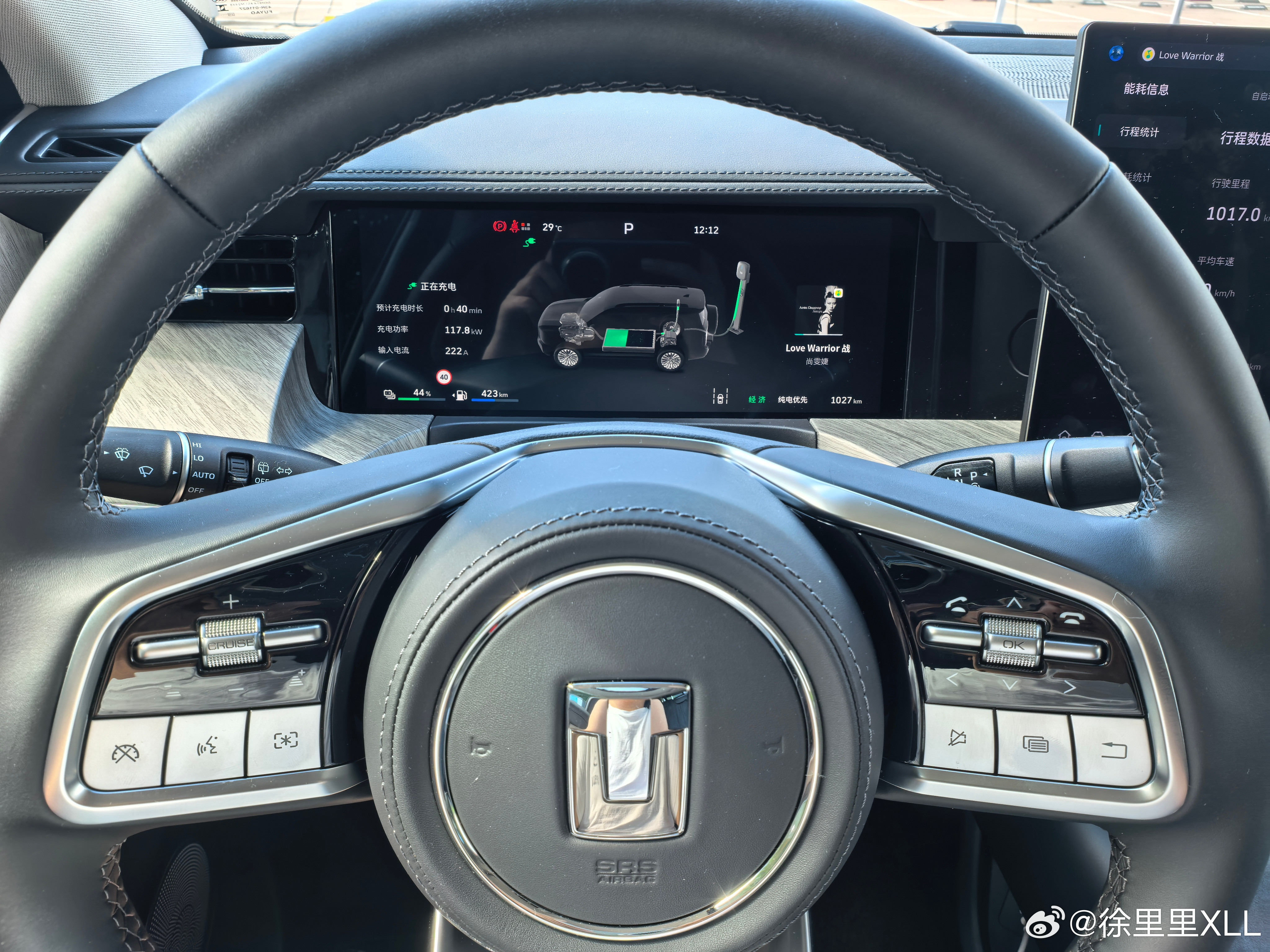 充电速度其实真的没你想象的那么重要。我的500Z，最大支持163kW的充电功率。