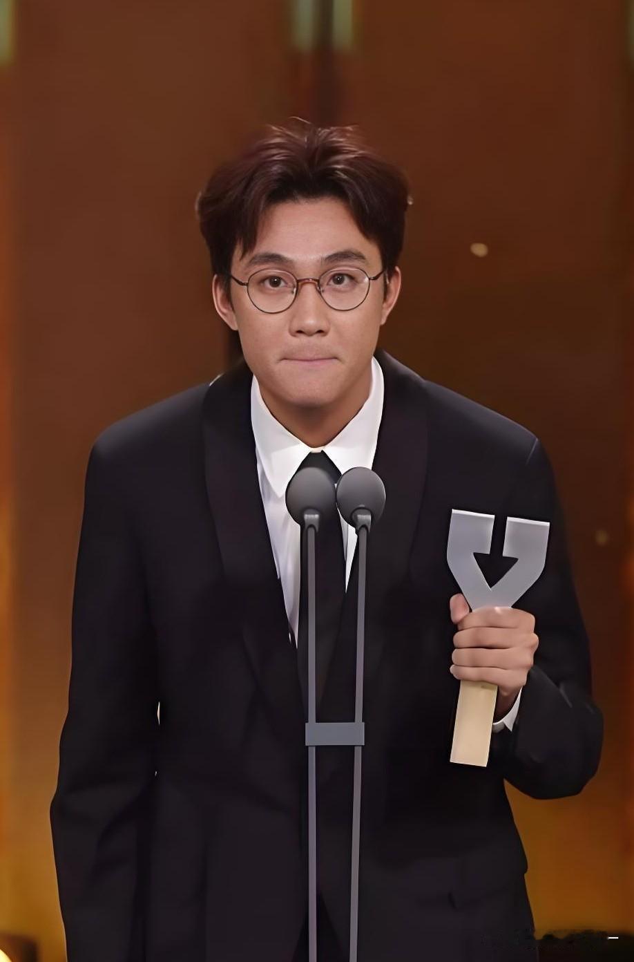 大家有没有觉得，就演董北虎这演员王皓，甭管他演什么和谁一起演就只要他把那