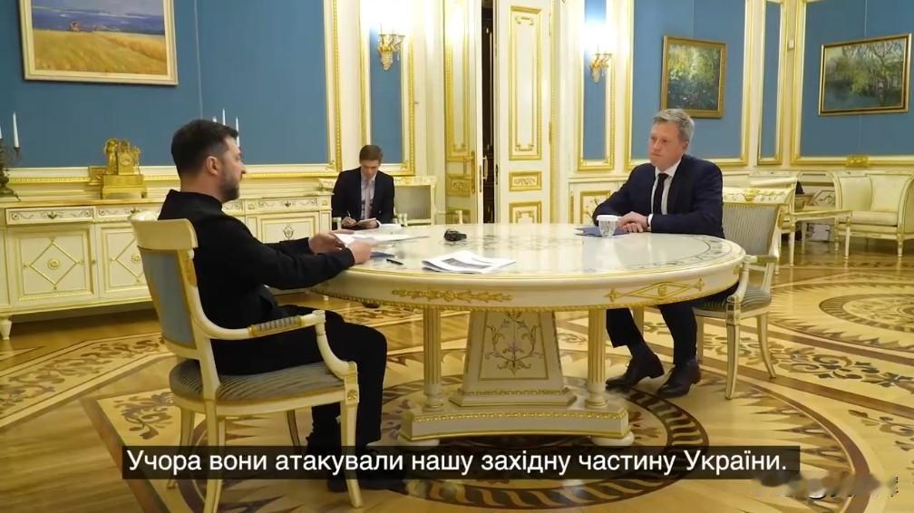 【泽连斯基：俄罗斯Х-101导弹含有175个外国零部件】11月21日，泽连斯