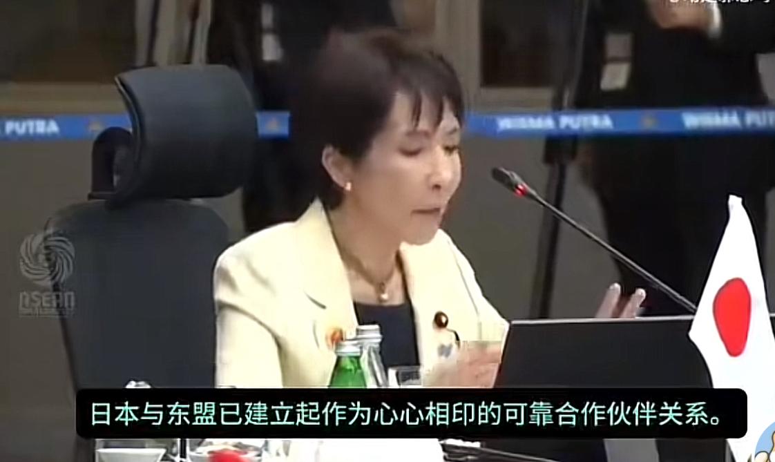哈哈哈哈，高市早苗实在太搞笑啦，她如今堪称全球的大笑柄！在G20峰会本想大出风头