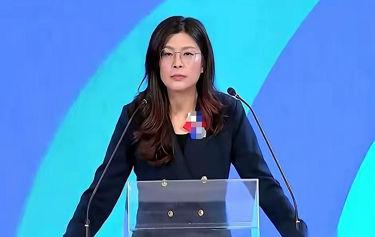 别看今天乌泱泱公布了一大串名单。其实所有人，就等一个名字。这盘棋下到这儿，什