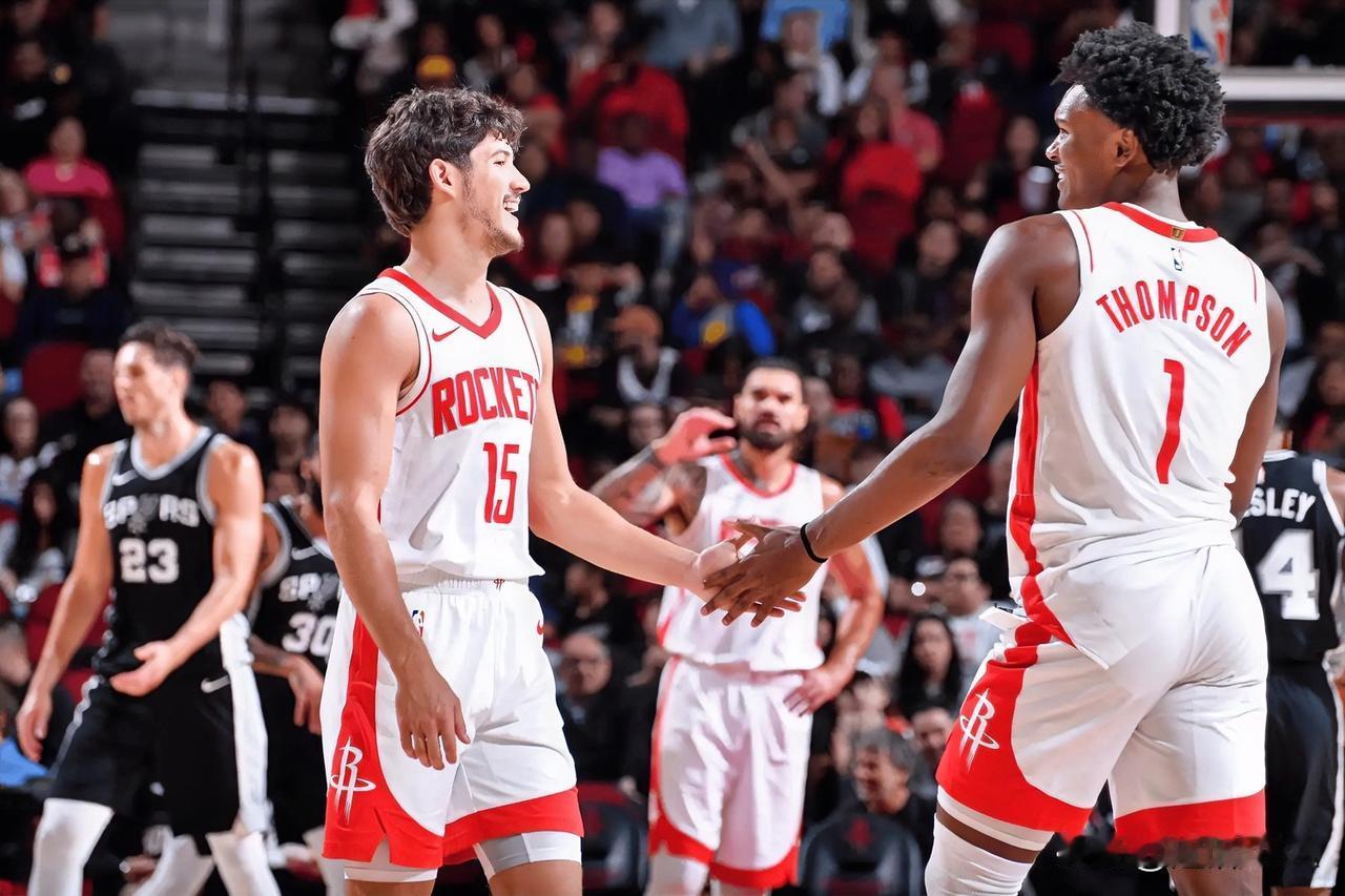 如今的关键在于阿门和谢泼德，倘若他俩无法持续进步，火箭季后赛难有建树小贾作