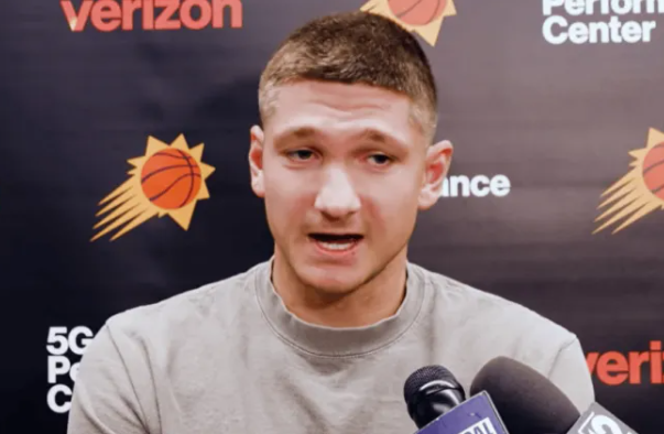 太阳赛季结束后，格雷森-阿伦接受采访，谈到了球队在对阵雷霆系列赛中的进攻变化。