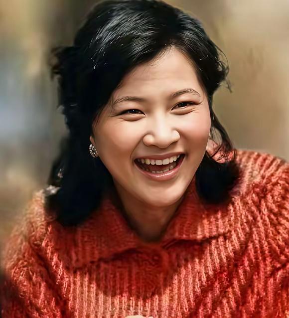 八十年代的女演员刘晓庆和陈冲以你的审美你觉的谁更漂亮呢？