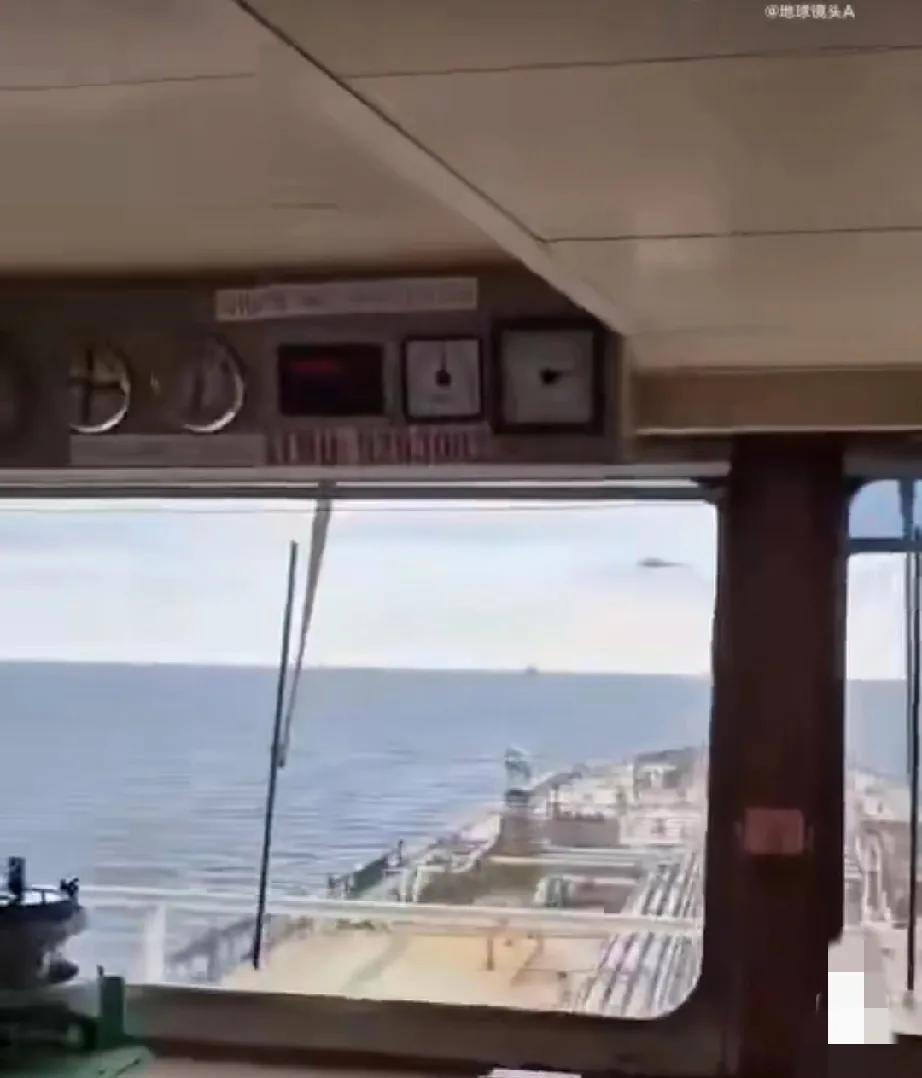 正面交锋:北约海军和空军在波罗的海直接和俄空军正面冲突，俄空军苏-35战机完胜。