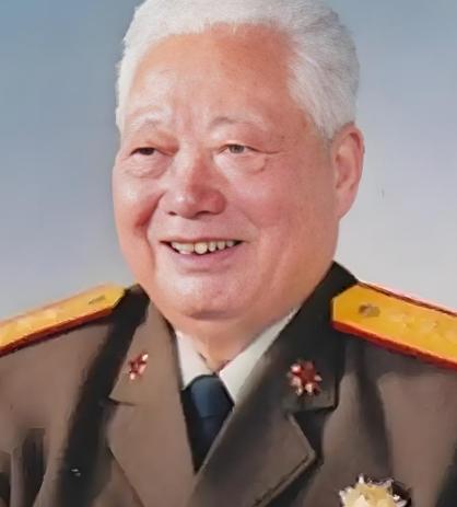 1950年3月，韩先楚焦急地看着118师指挥员："谁愿意带队强行登岛？"下面一片