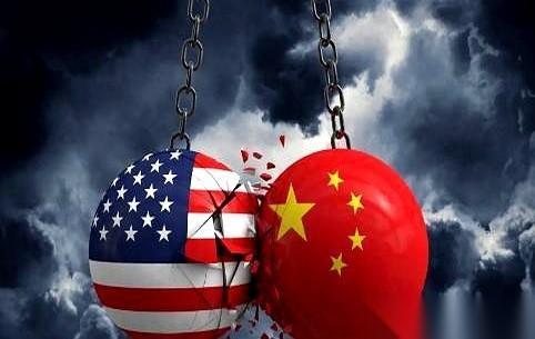 最好笑的事是什么你知道吗？是那边嚷嚷着说“不玩了，我要回家了”，以为我们会松一