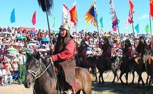 “中国人滚出去！”中国多次伸手援助它，换来的却是对中国人的敌意，这个国家不是巴基
