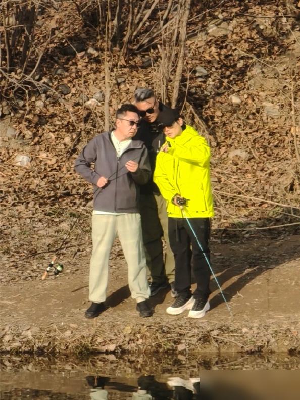 孟鹤堂这次玩真的了。不是蹭钓鱼热度，是正经以运动员身份，参加2026麻城鲈钓