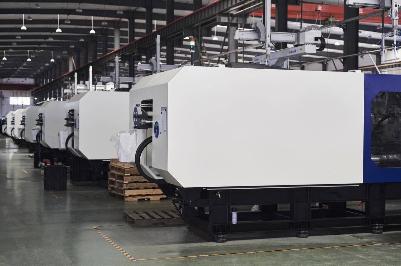 全球最隐秘的暴利机器，德国人做了100年，现在给中国人打工很多人每天都在接