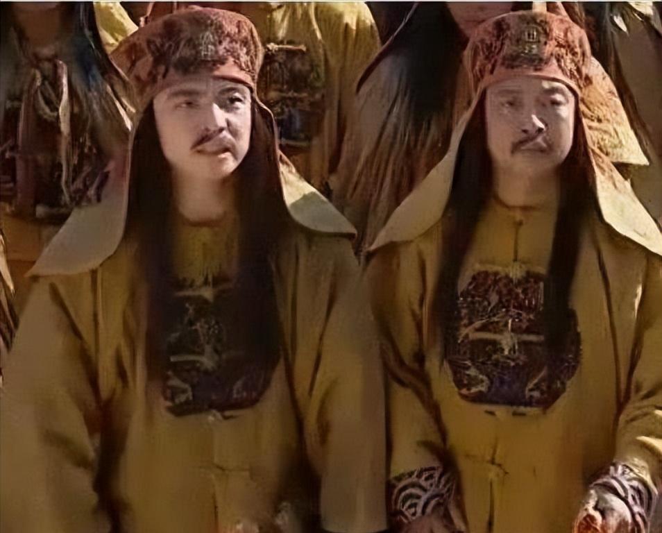 1860年，汪海洋等75位将给石达开下跪：“翼王，赶紧回去吧，我们联名上奏天王，