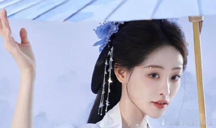 1.谭松韵和刘学义主演的《兰香如故》定档9月11日播出，另外谭松韵这边还有消息说