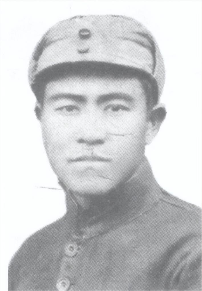 1934年参军16载，他战功赫赫堪比将军，为何却只担任过半年连长？1950年深