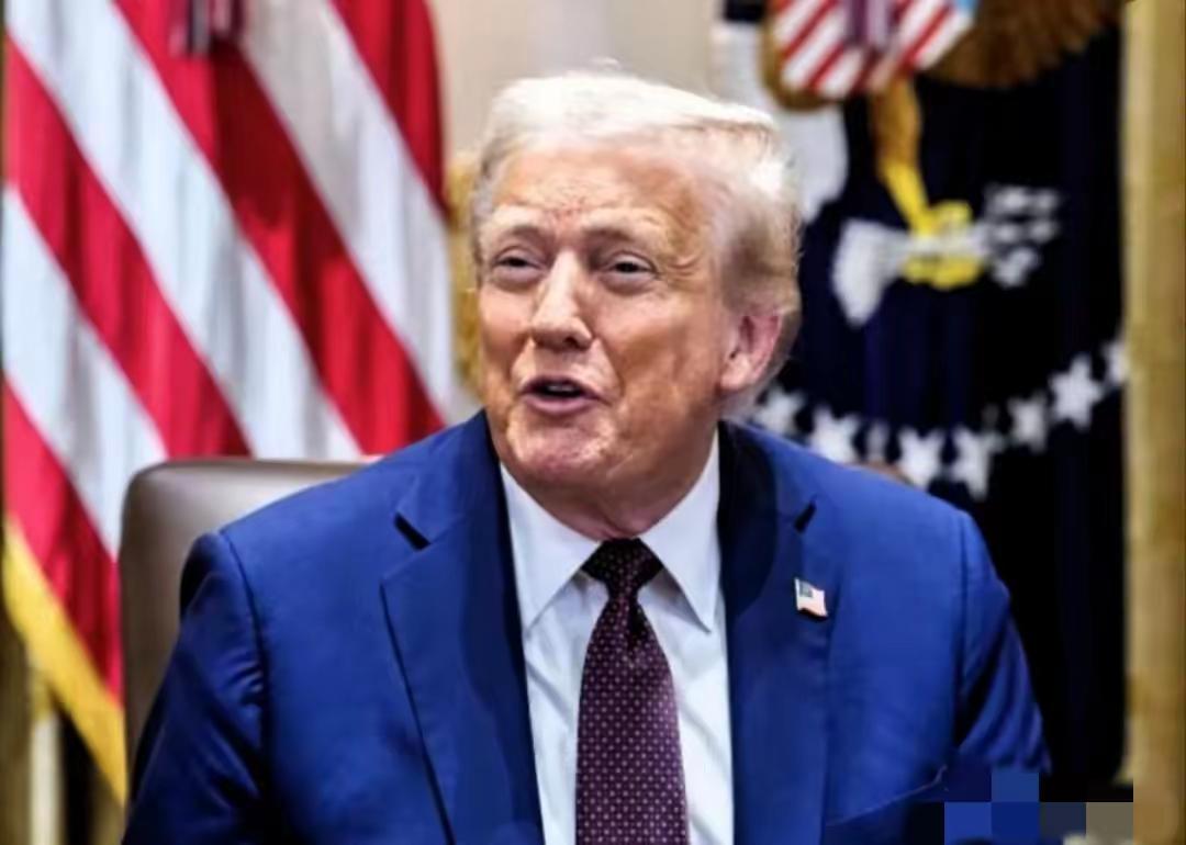 那滋味，真没法说。咱们的科研人员和产业工人在一线拼命破卡脖子，芯片出口总额今