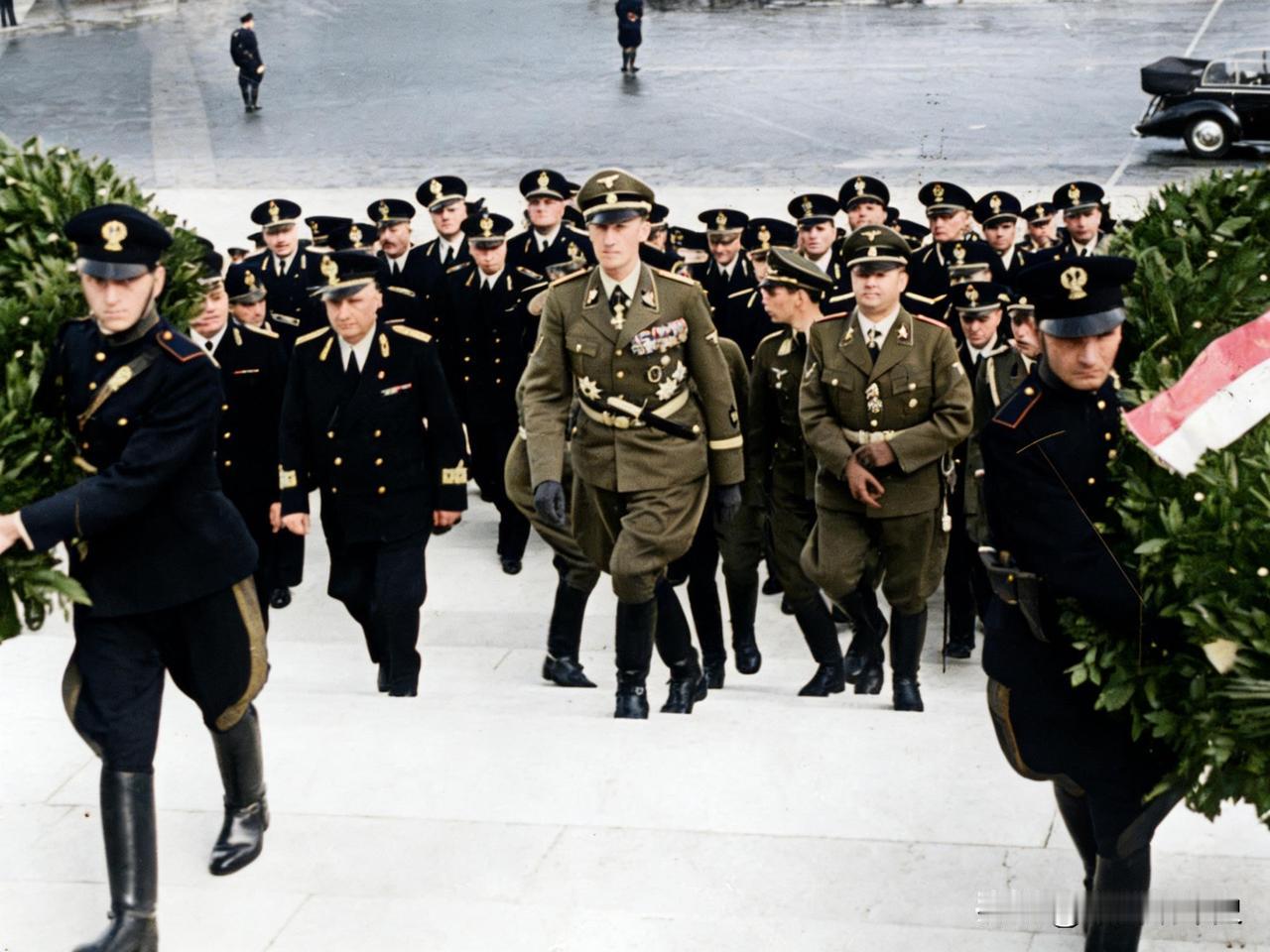 莱因哈德·海德里希在意大利，照片拍摄于1940年左右。海德里希历史历