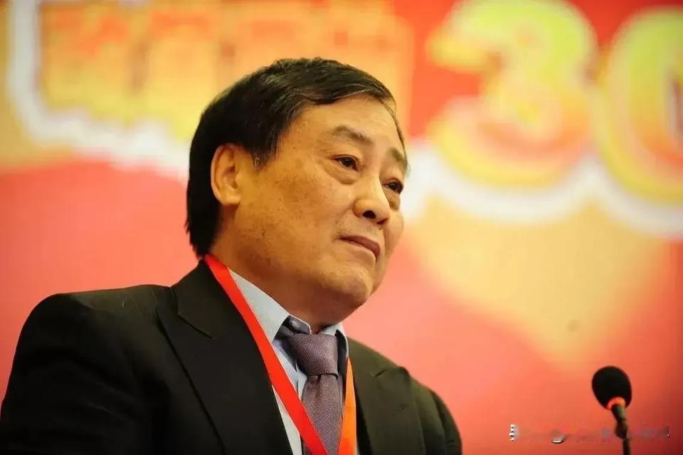 原来，母凭子贵至今都没变！如果杜建华不是跟宗庆后有两个孩子，如果别墅管家不是