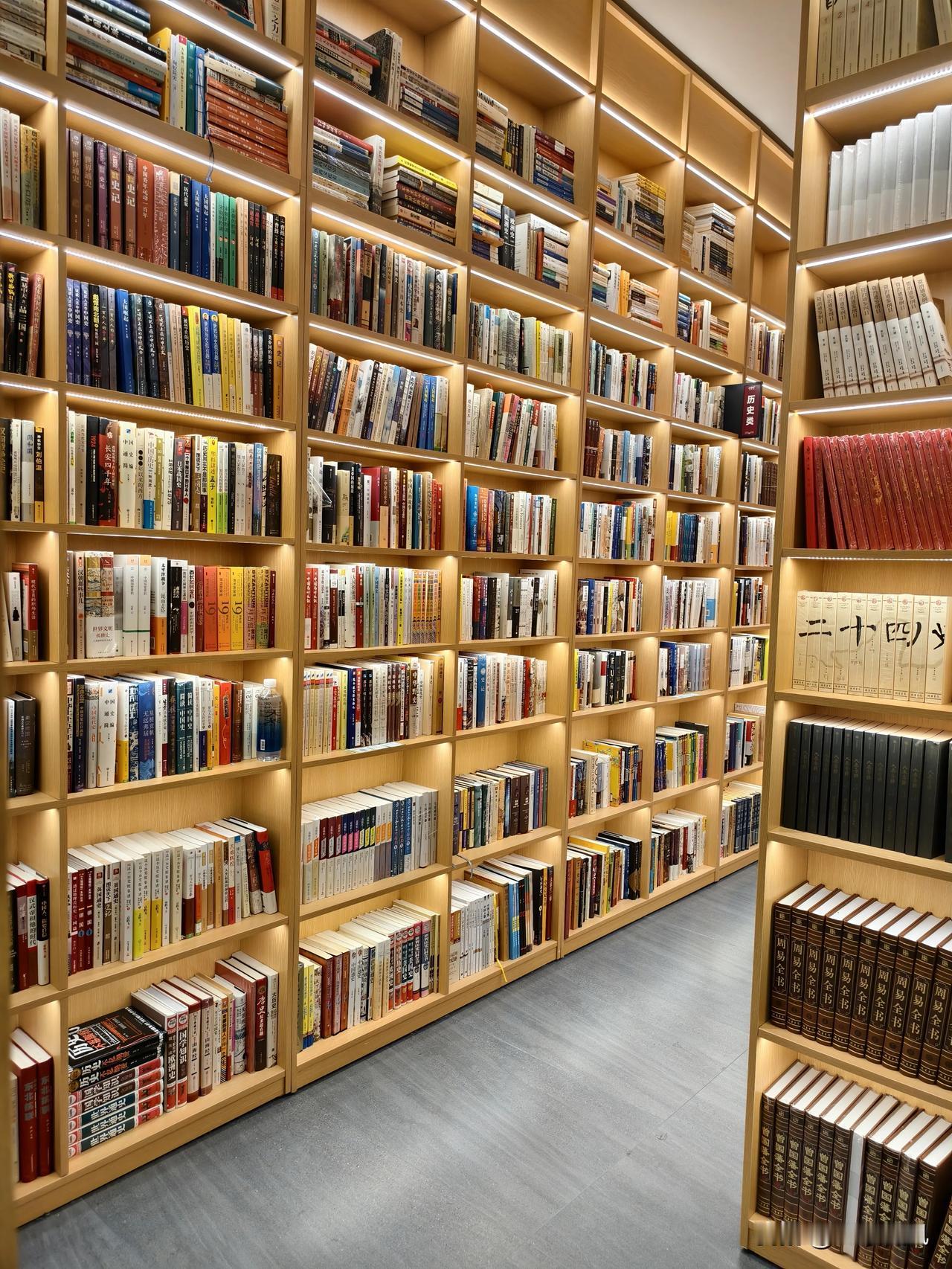 一个女人，远嫁他乡，生了两个孩子，混到住院做手术都没有人照顾，多可悲！一位朋友