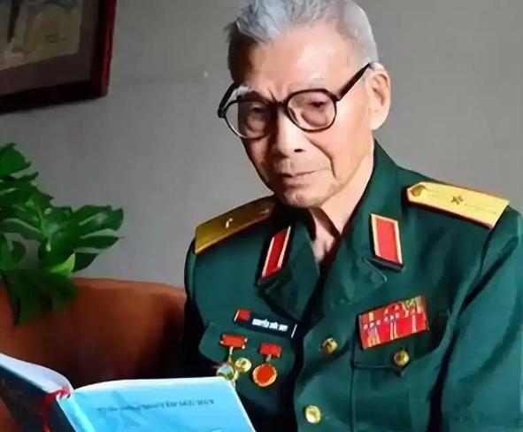 越南少将阮德辉回忆说：当年中国军队能安全撤走，不是越南军人胆小不敢追，而是黎笋下