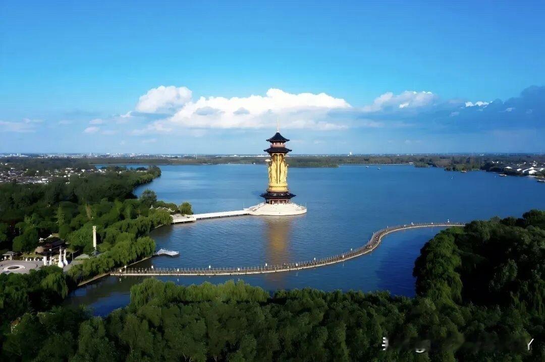 这两天的泰州真的是火得不得了，以前大家问我是哪里人？我说泰州人！外地人都会问一句