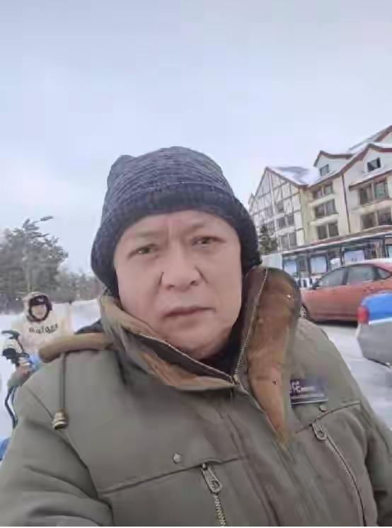 67岁的迟志强，出狱37年定居黑龙江，本以为生活平淡，没想到儿子工作情况让人瞬间