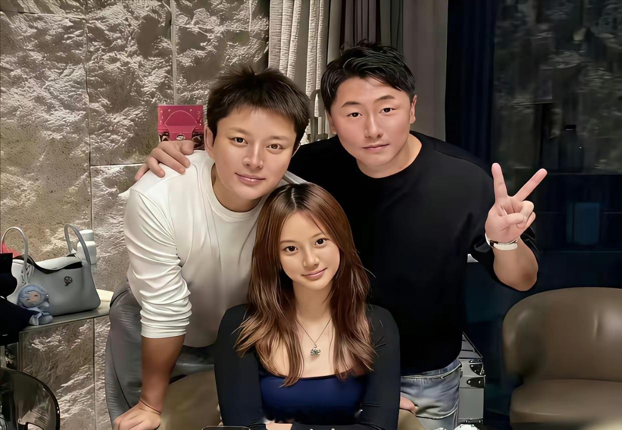 贾乃亮李小璐的女儿，一看就是爸爸亲生的，不用担心亲子鉴定问题。