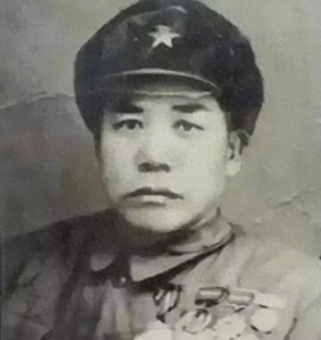 1955年毛主席亲自审阅大授衔名单时，关切地询问吕俊生是否在名单之中？1950