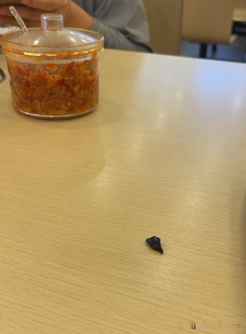 刚刚看到一个视频，说有很多的80后并不察觉自己有多老。确实我发现很多人都