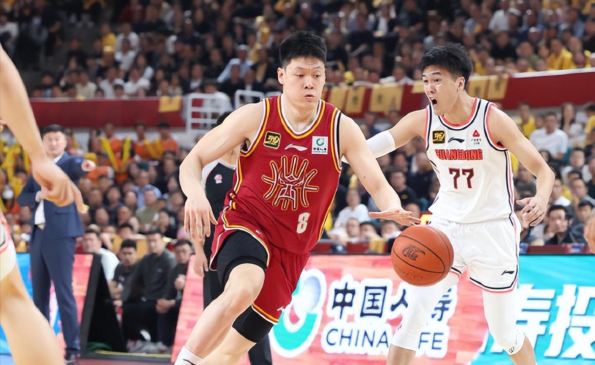 山西男篮350万留不下张宁，必须顶薪！这并非空穴来风，而是基于CBA的薪资规