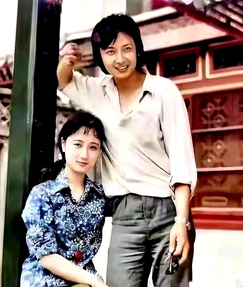 《红楼梦》戏里悲剧，戏外这对竟偷偷领证了。当年87版海选，导演王扶林一眼相中