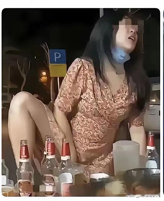简直是坏到骨子里了！把朋友酒后的丑态发到网上，你让这小姑娘以后还怎么见人，交友一