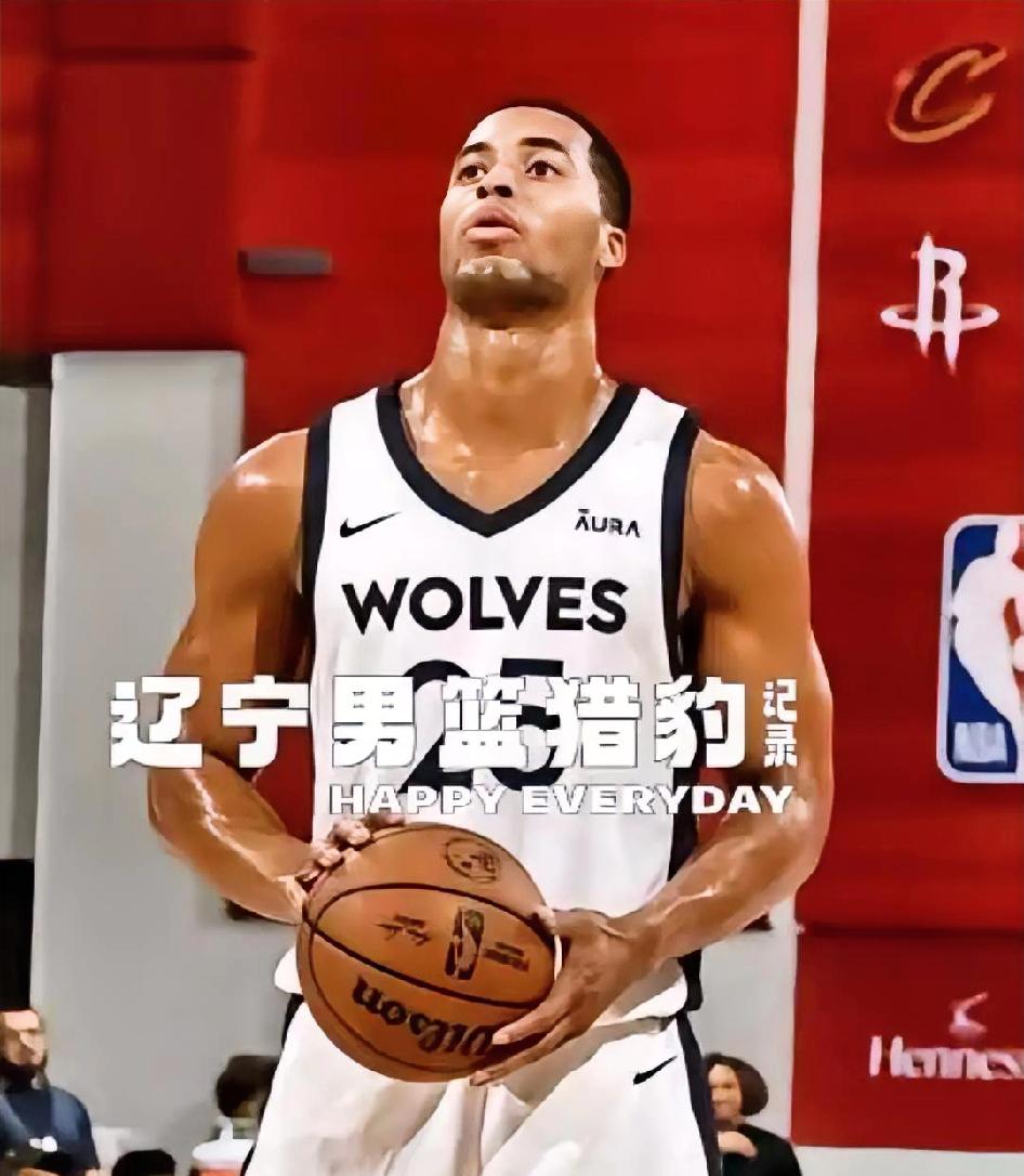 兄弟们！辽篮第八外援杰登乐迪昨晚正式落地沈阳！他真的来了！我们在高兴之余也陷入了