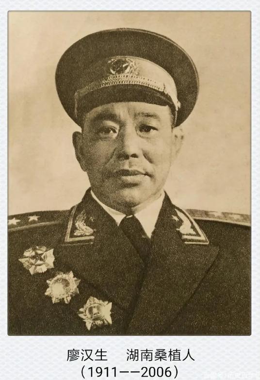在1952年，已经被镇压的马家军居然再度作乱，这里有两股势力，分别是马步芳和马鸿