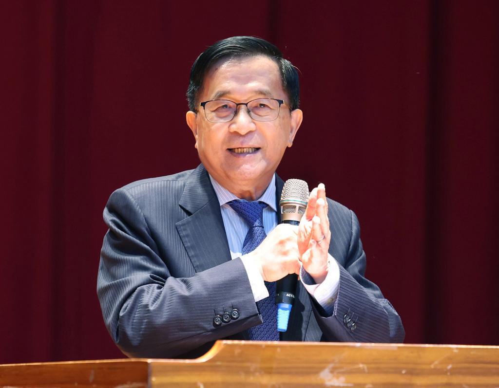 陈水扁新节目被叫停，台“总统府”回应提及健康问题陈水扁日前宣布，将在《镜新闻》