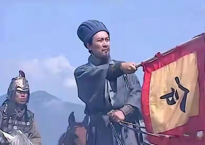 三国211年，诸葛亮带着张飞、赵云入川支援刘备。临行前，他拍着关羽的肩膀，郑重
